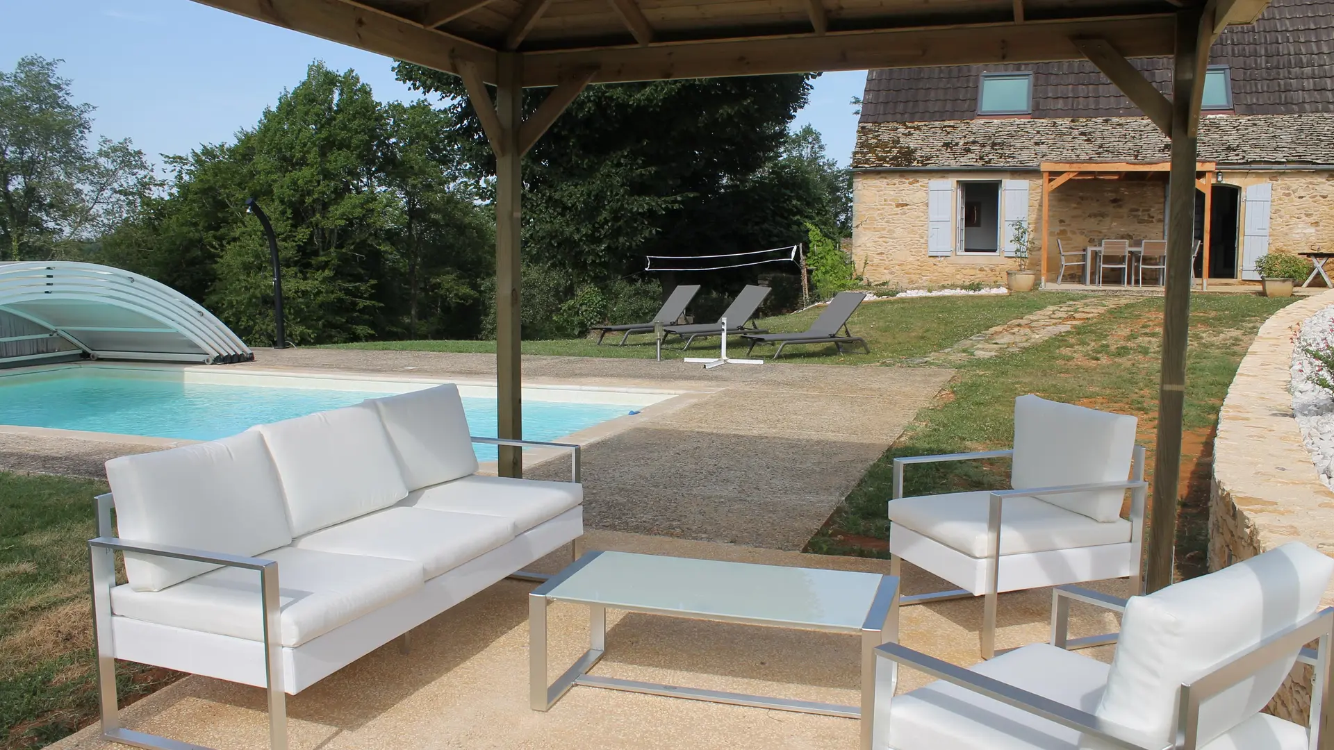 Les Mazaux avec piscine chauffée au nord de Sarlat_4