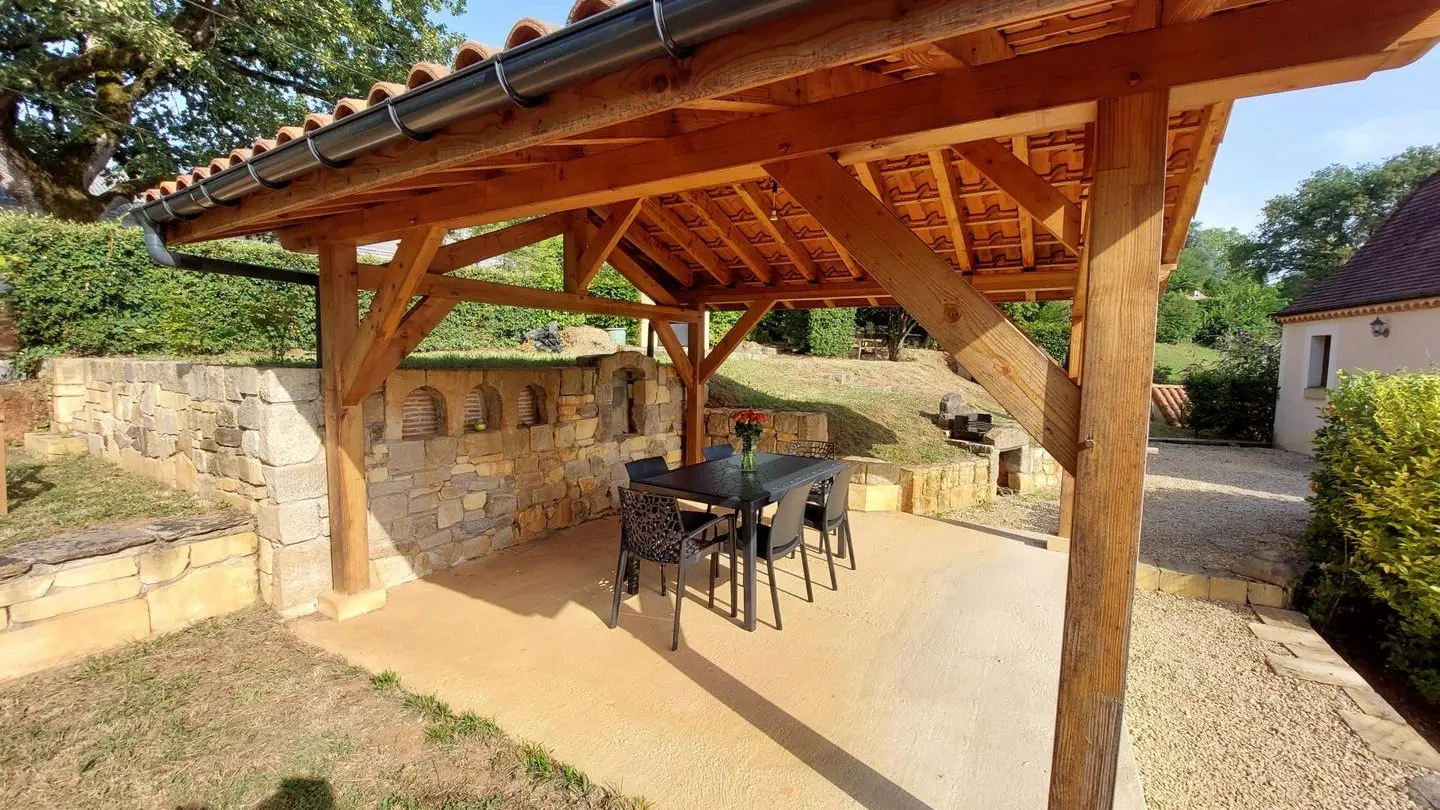 La Plaisante avec piscine privée à Sarlat_8