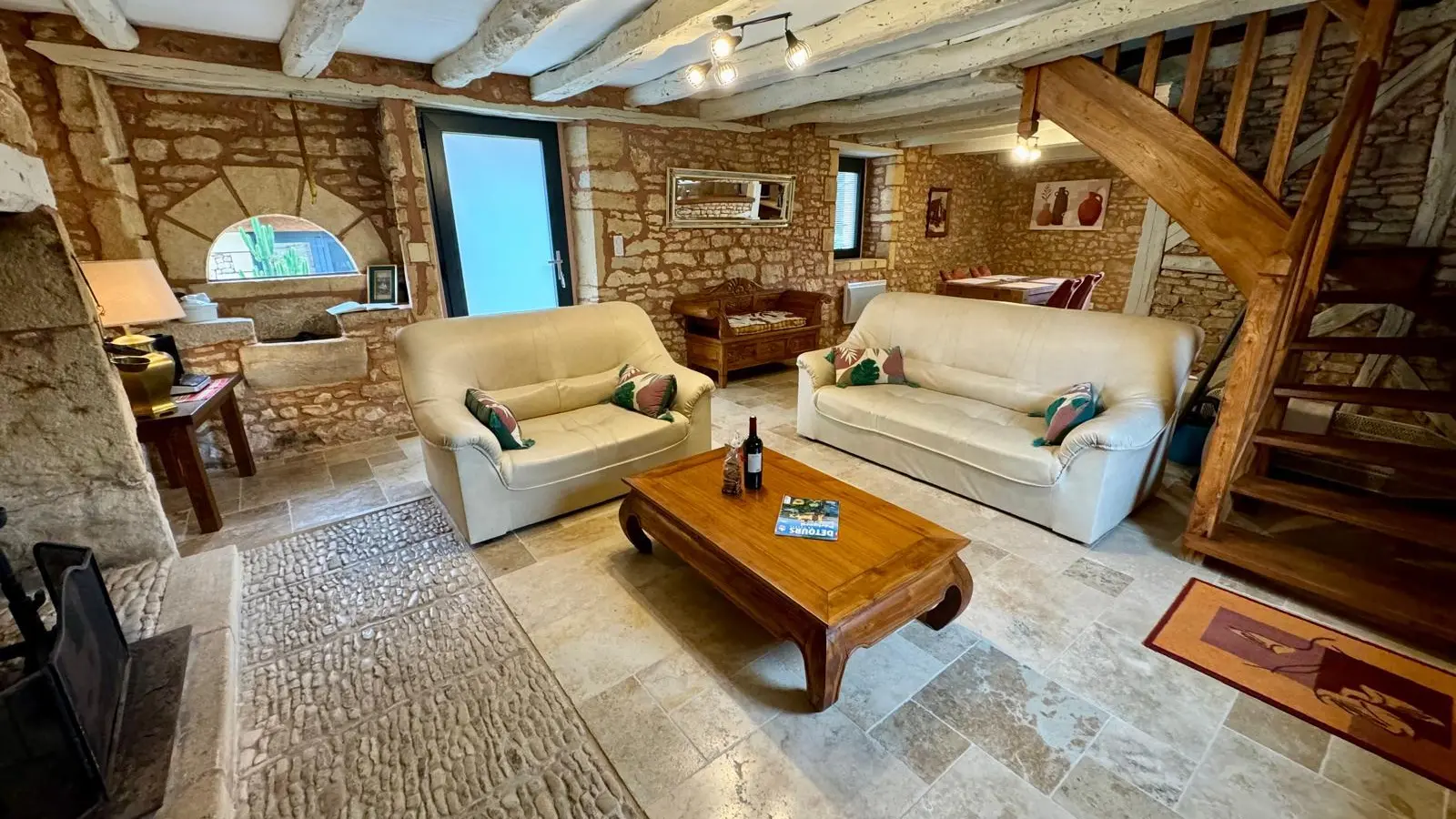 Les Rozières climatisée piscine proche de Sarlat_13