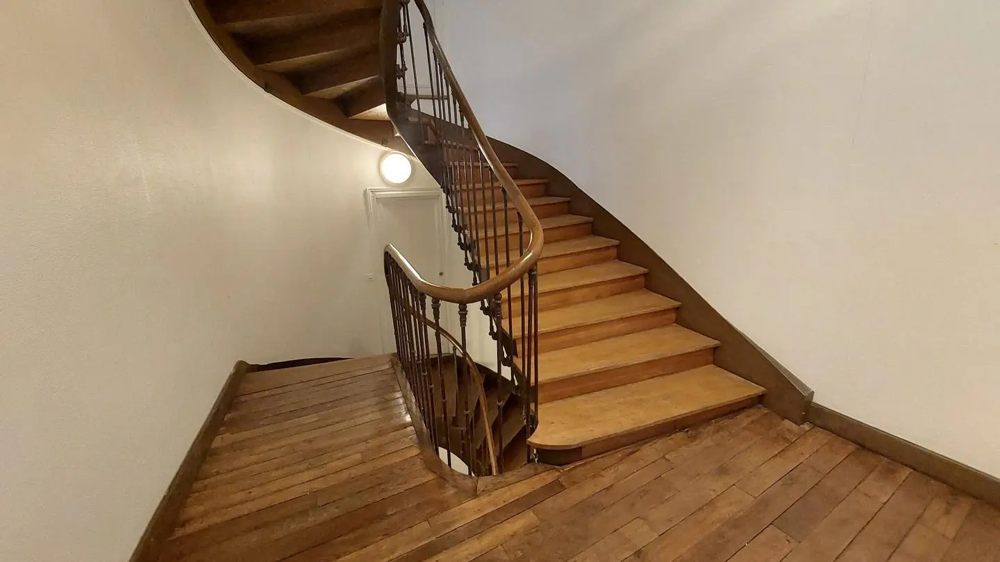 Le Parvis à Sarlat_13