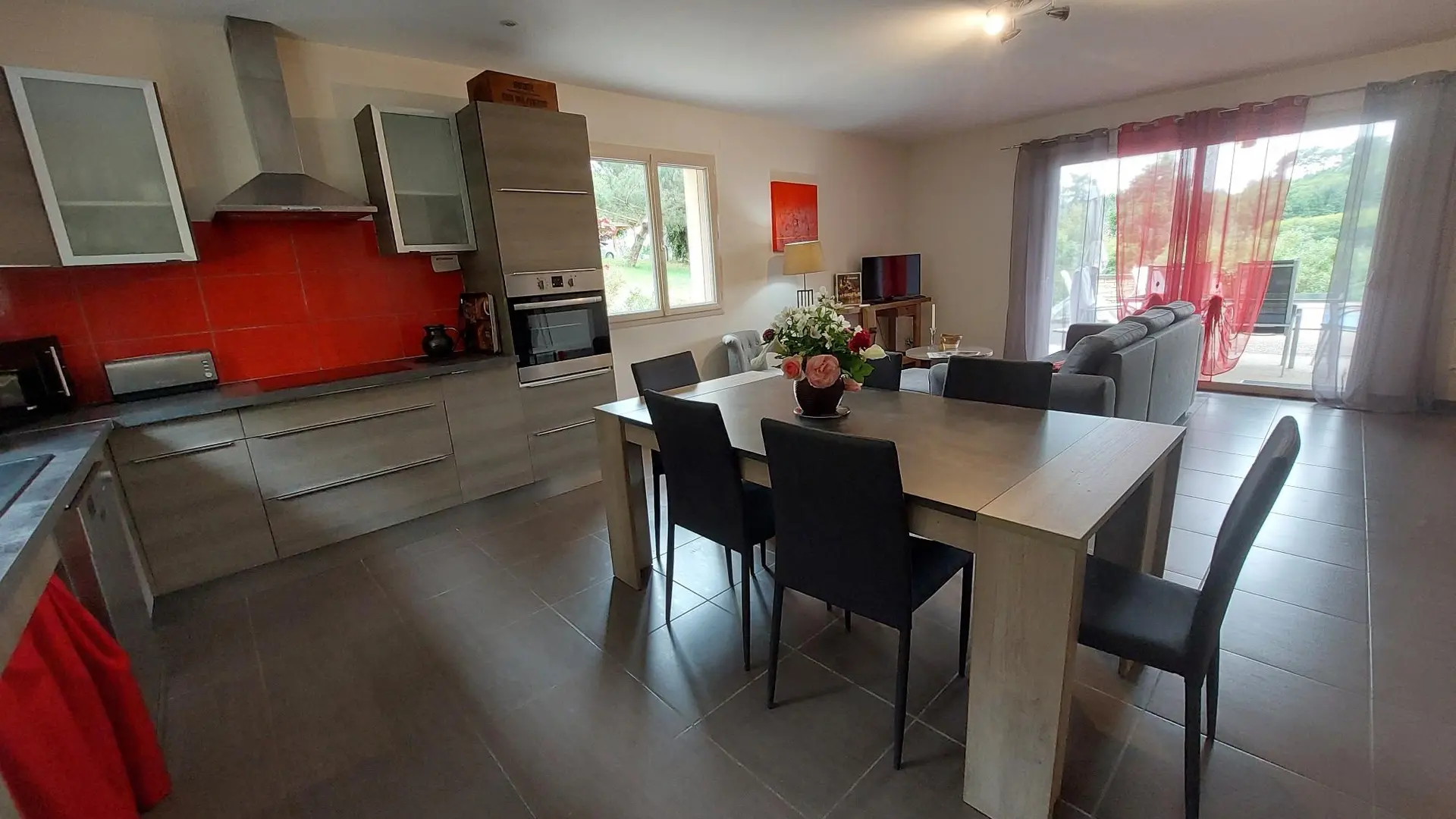 La Petite Sarladaise à Sarlat avc piscine chauffée_9