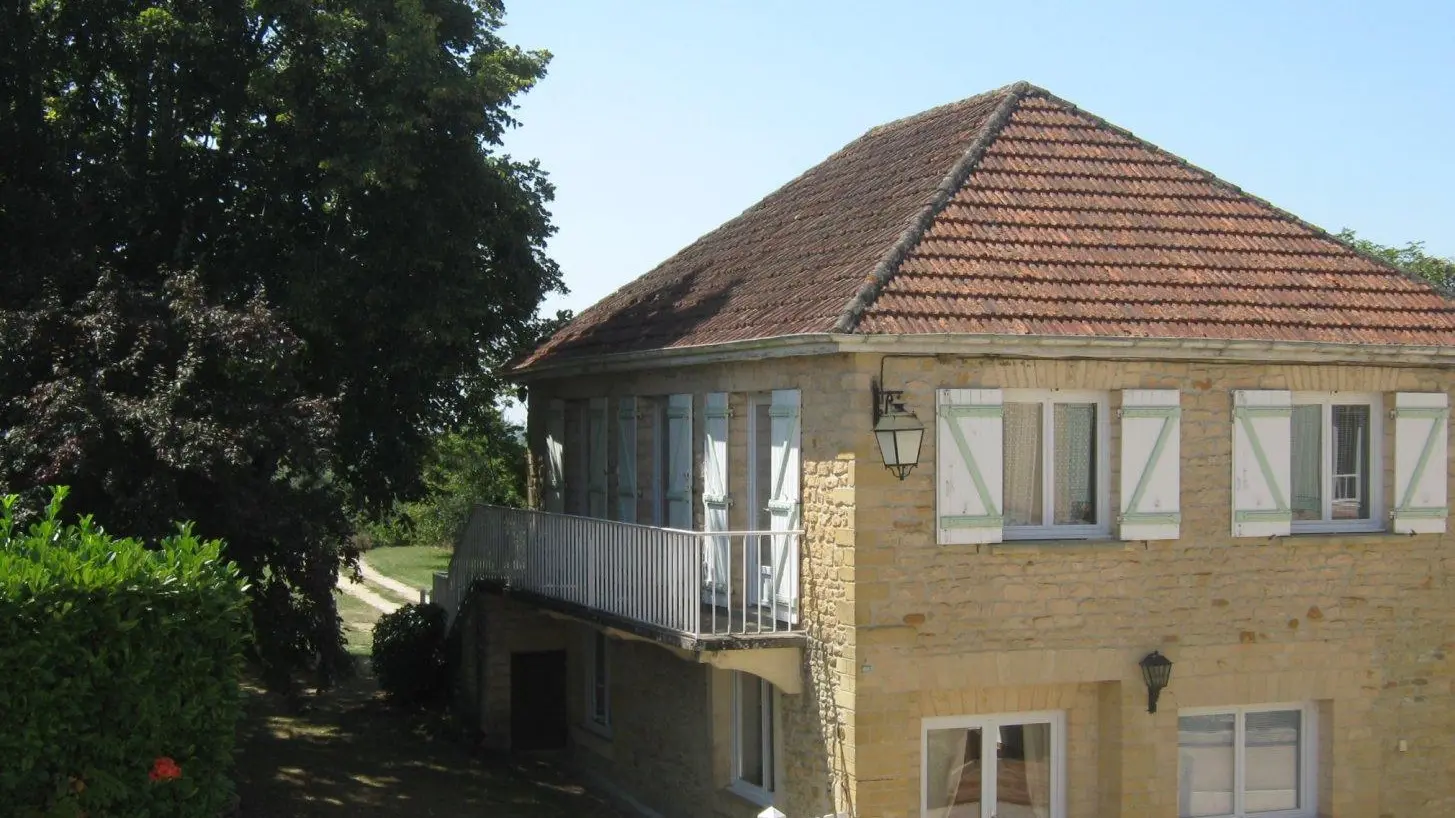 Maison Cazal climatisée avec piscine proche Sarlat_3