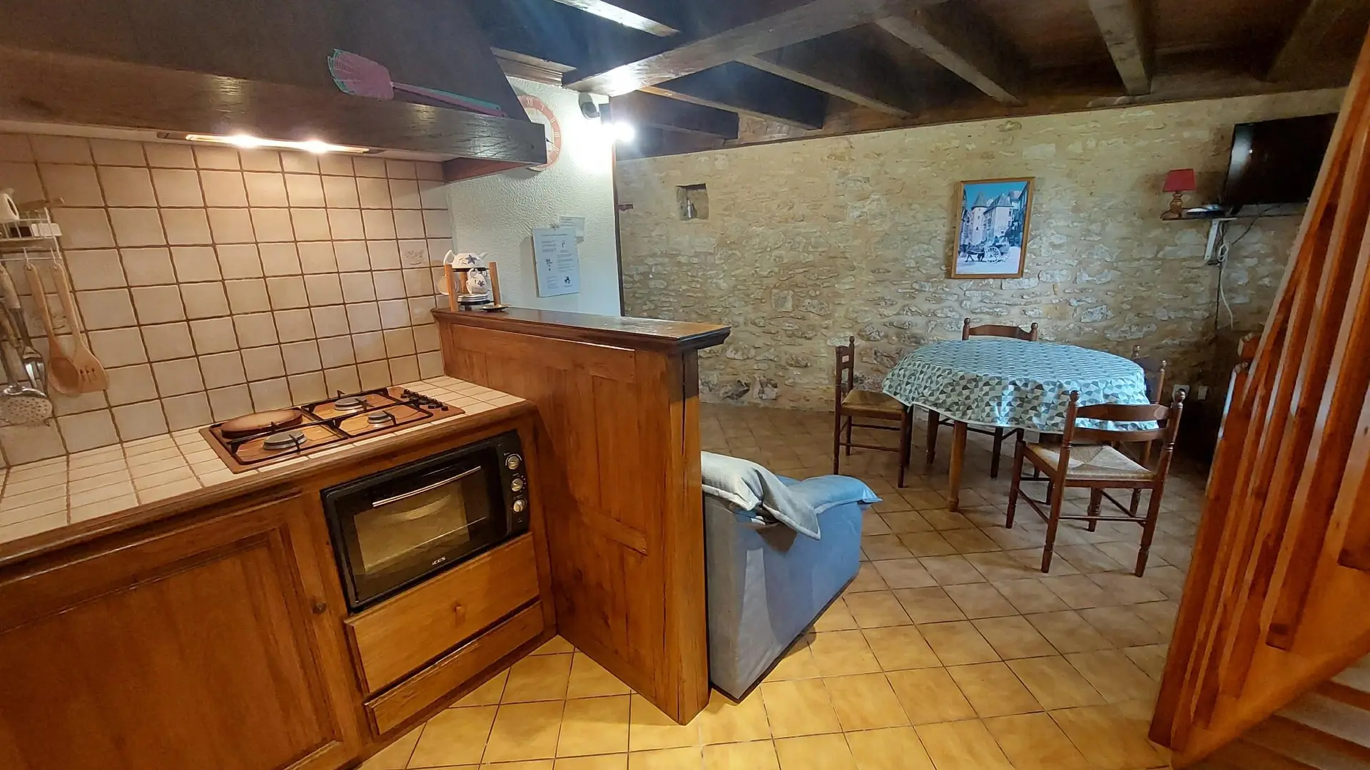 Lapervoisie 2  la cour piscine et proche de Sarlat_6