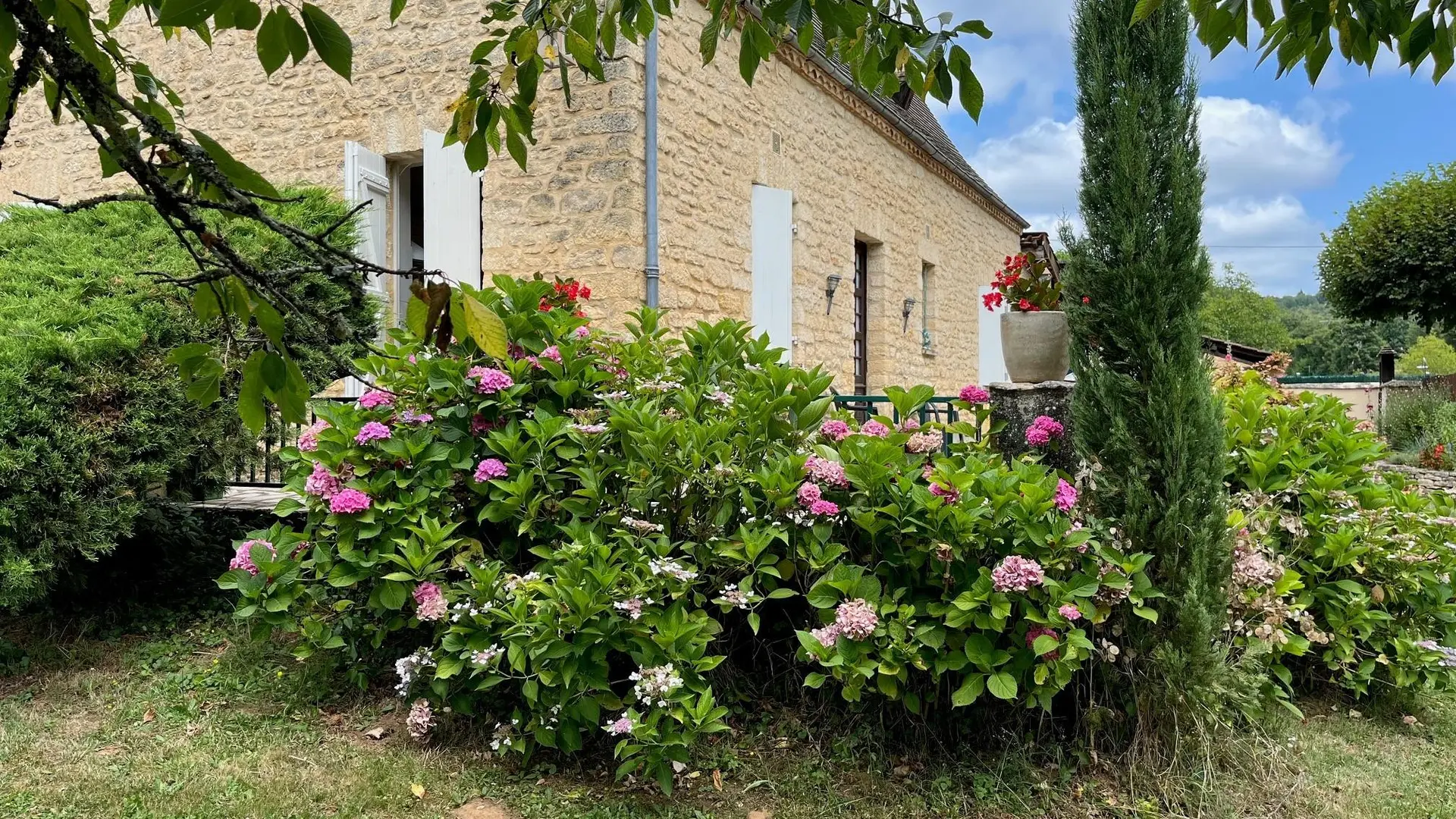 La Perigourdine avec piscine privée Sud de Sarlat_1