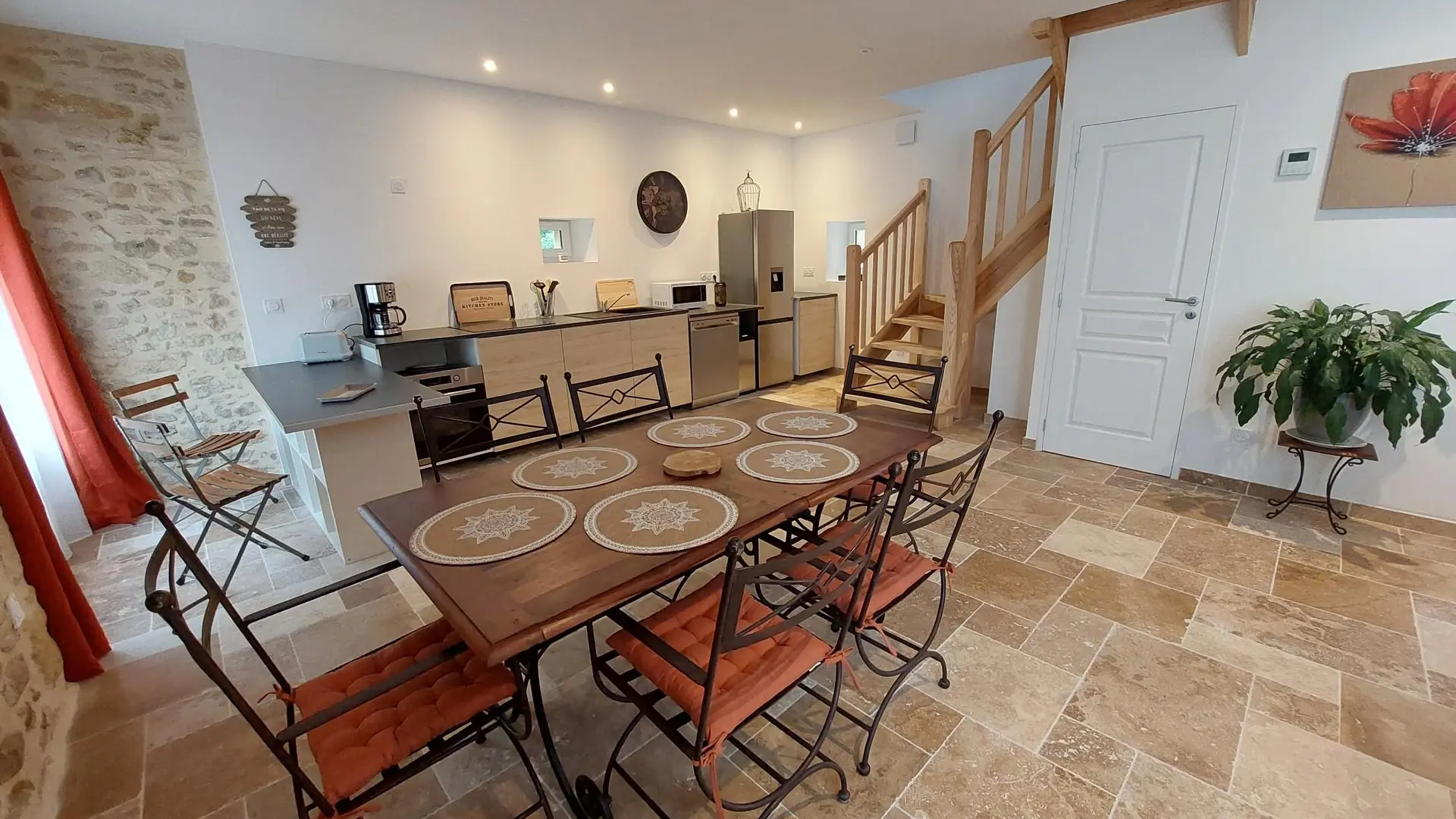 Vol de nuit à Sarlat cocon de charme climatisé_8