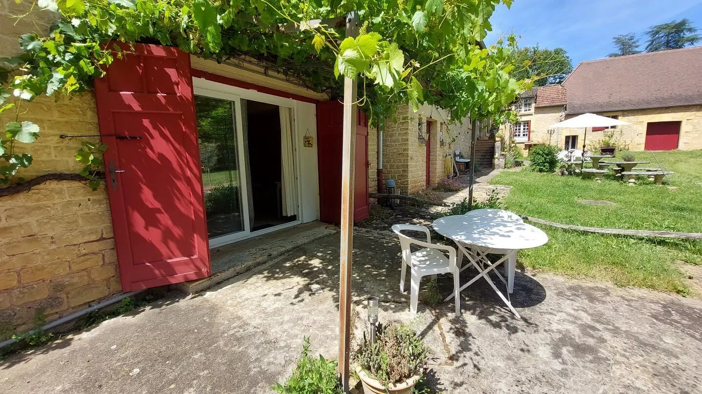 Trompettes avec piscine proche de Sarlat_5