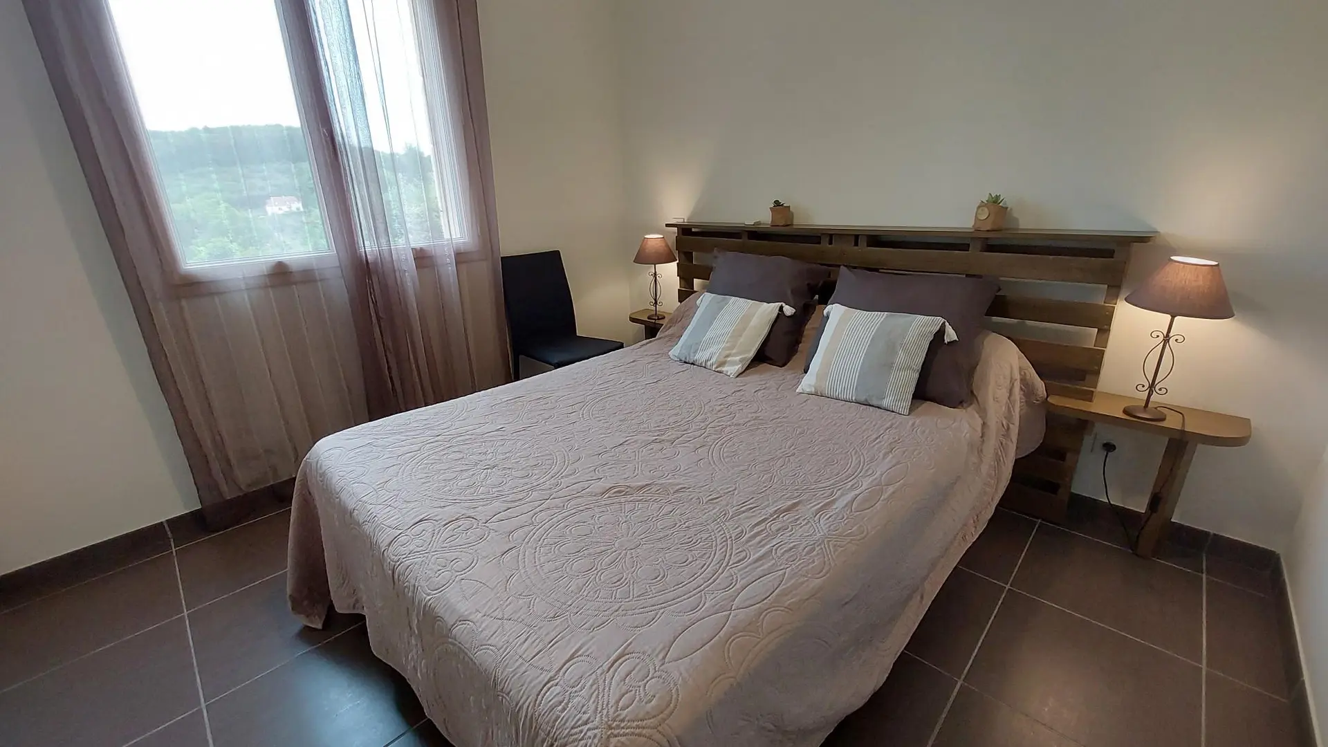 La Petite Sarladaise à Sarlat avc piscine chauffée_15