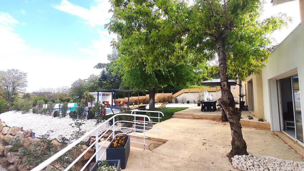 Villa d'Elsa avec piscine chauffée à Sarlat_74