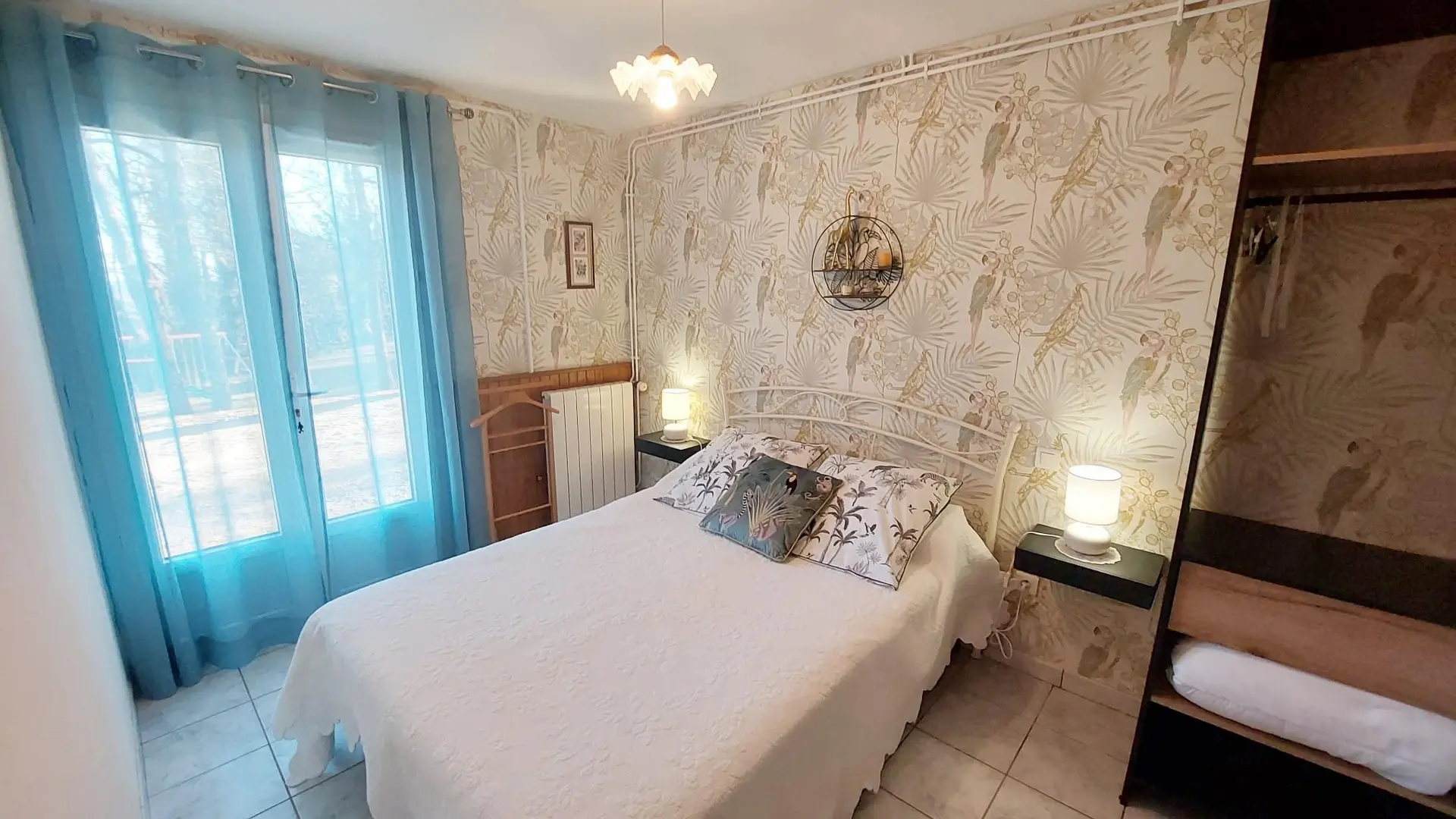 L'Abeille proche de Sarlat_7