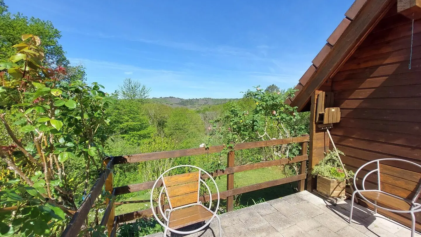 La Petite Maison en bois climatisée sud de Sarlat_5