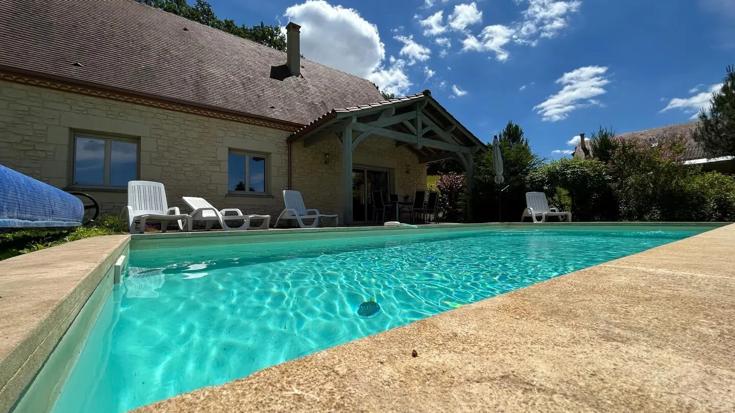 La Petite Sarladaise à Sarlat avc piscine chauffée_7
