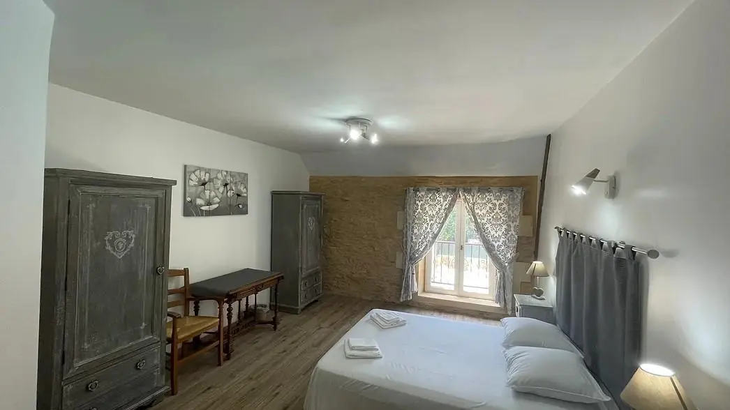 Gîte de charme Les Rosiers piscine chauffée_13