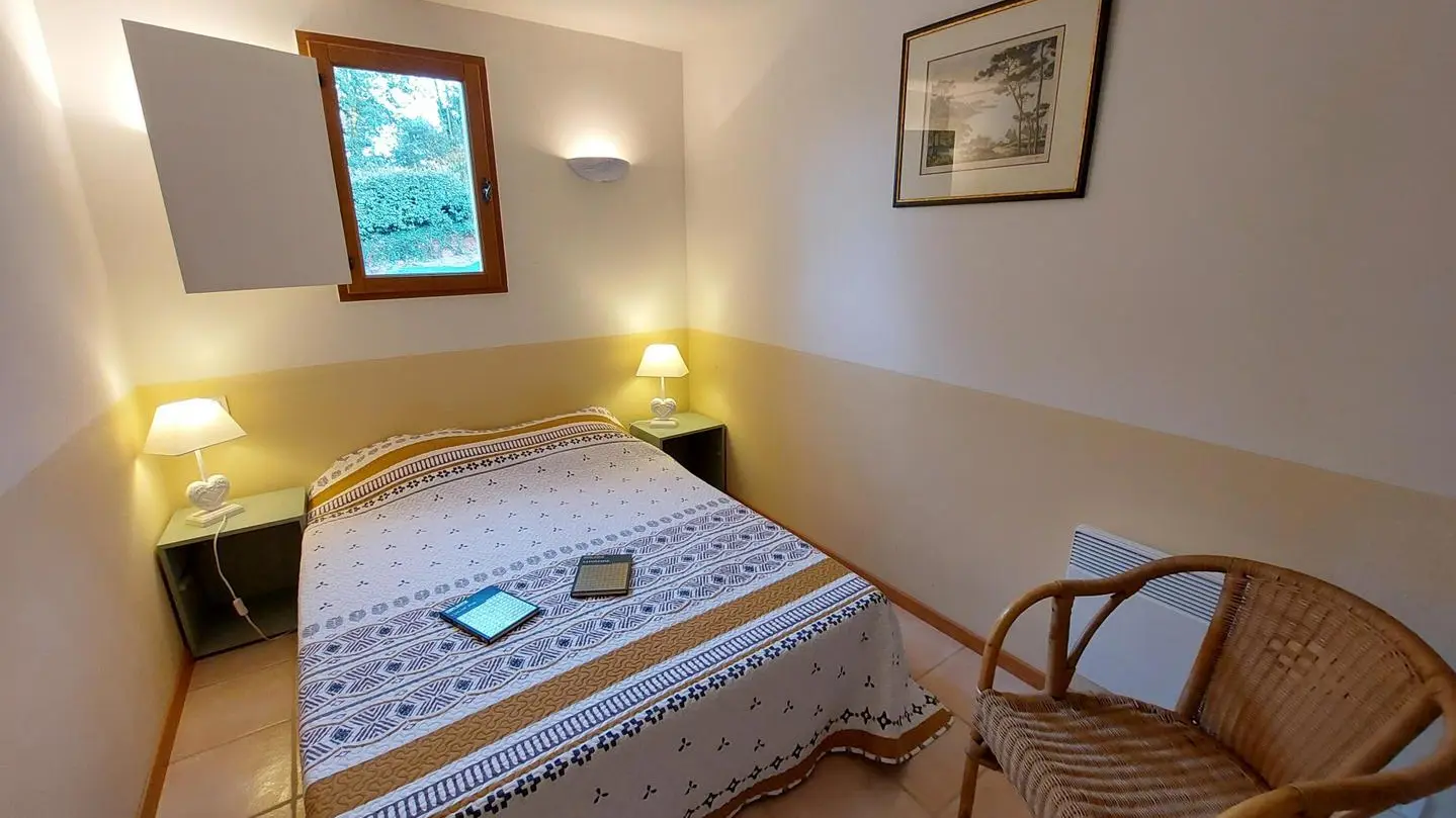 La Plaisante avec piscine privée à Sarlat_14