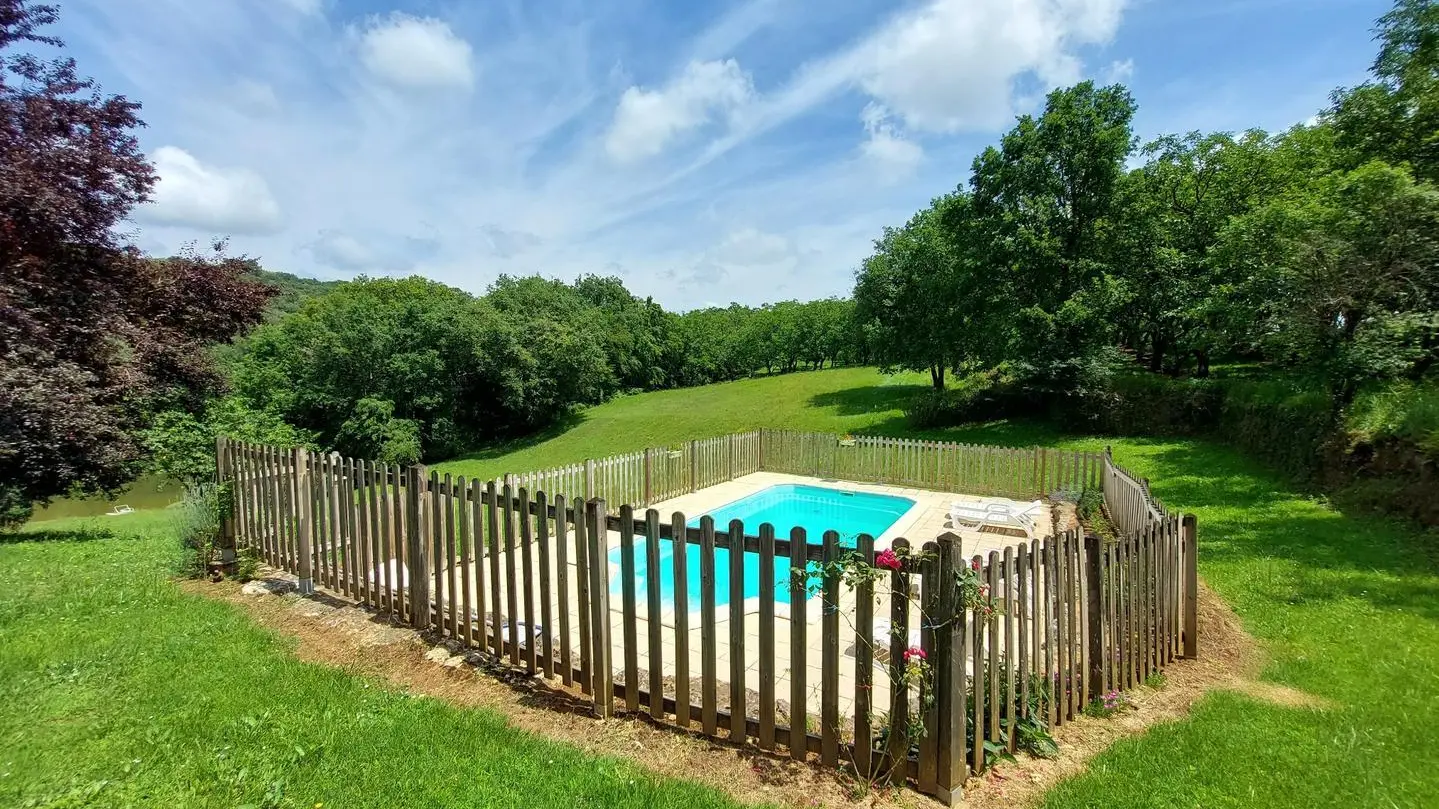Le Grenouillet avec piscine privée proche Sarlat_5