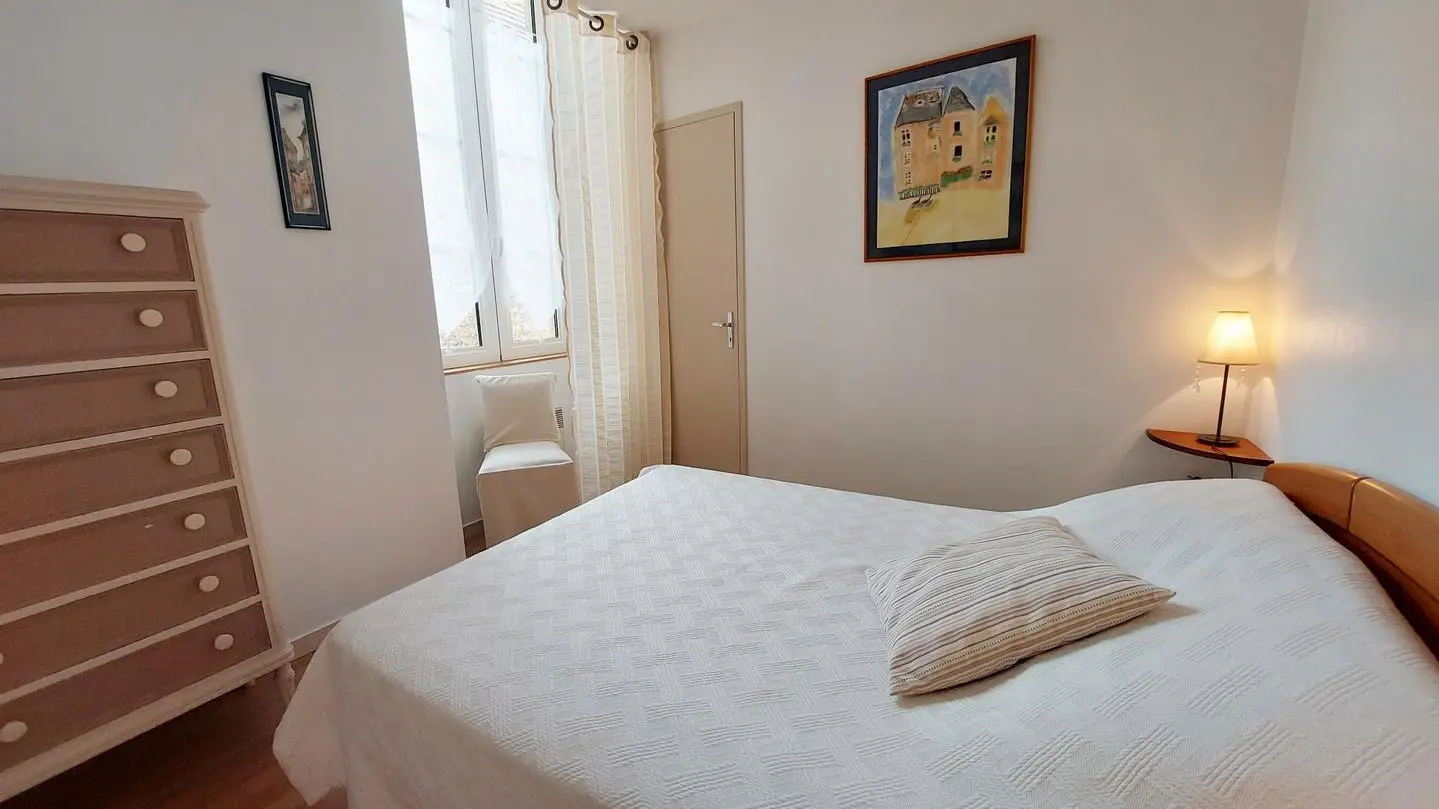 Le Parvis à Sarlat_12