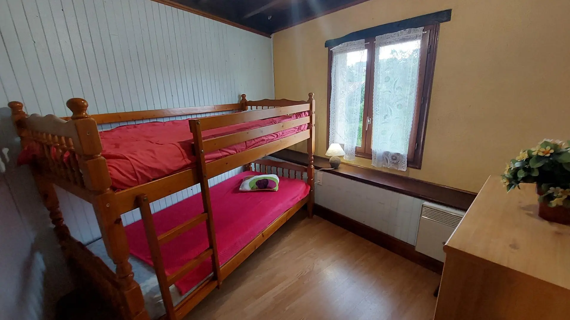 Lapervoisie 2  la cour piscine et proche de Sarlat_10