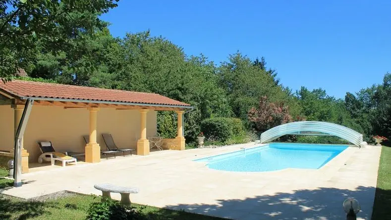 Le pré charmant avec piscine au sud de Sarlat_1