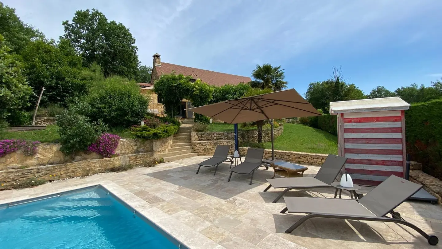Notre perle du Périgord piscine proche de Sarlat_1