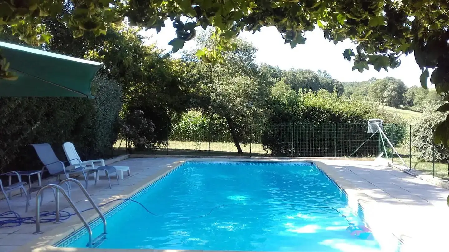 Vialard Haut piscine privée au nord de Sarlat_4