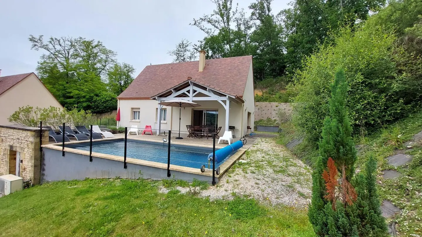 La Maison de Marius à Sarlat avec piscine chauffée_11