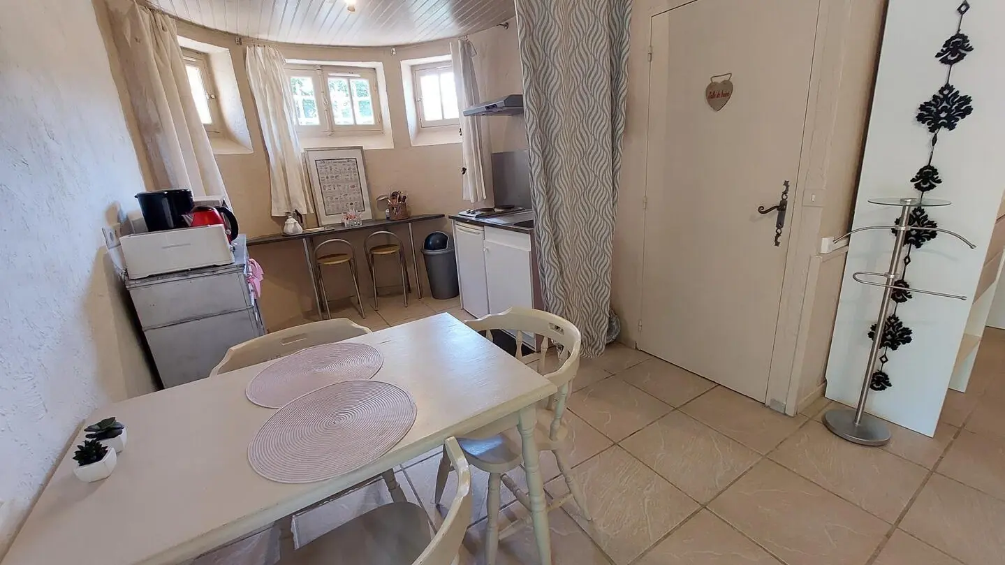 Trompettes avec piscine proche de Sarlat_10