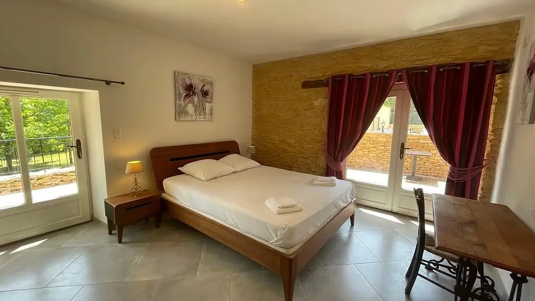 Gîte de charme Les Rosiers piscine chauffée_10