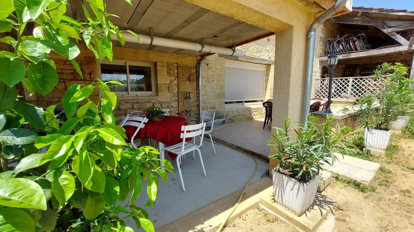 Naudissou avec piscine couverte à Sarlat_3