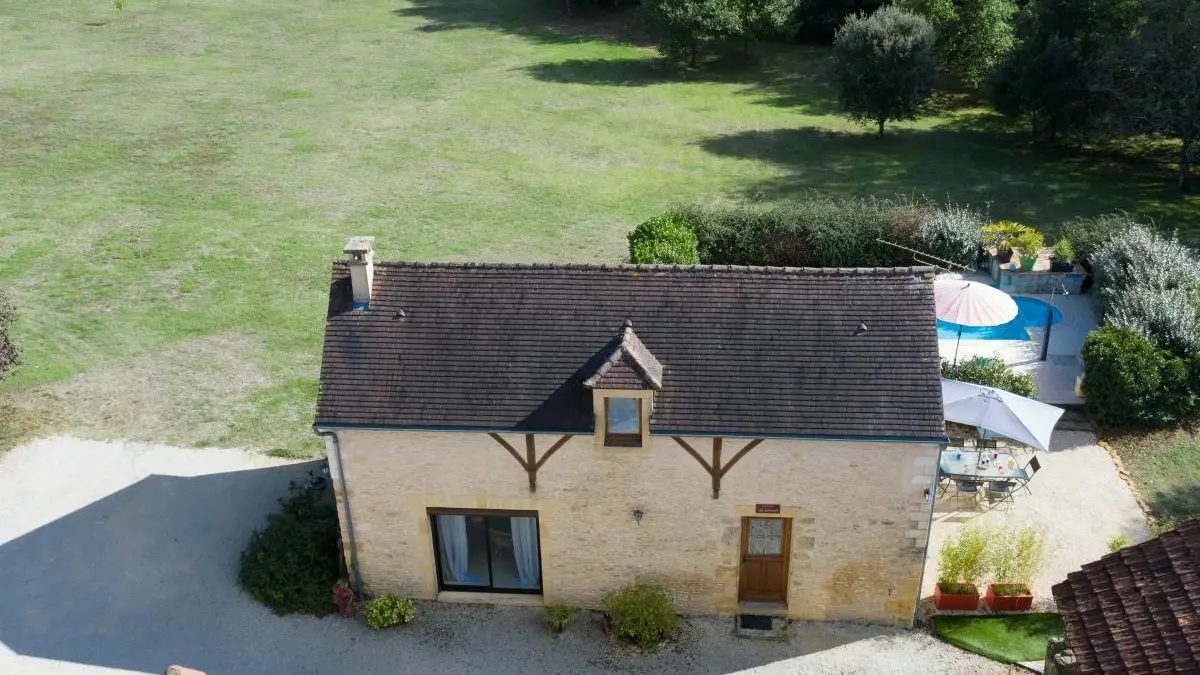 la garenne - gite  4 pers  - piscine pirvée - st crepin carlucet