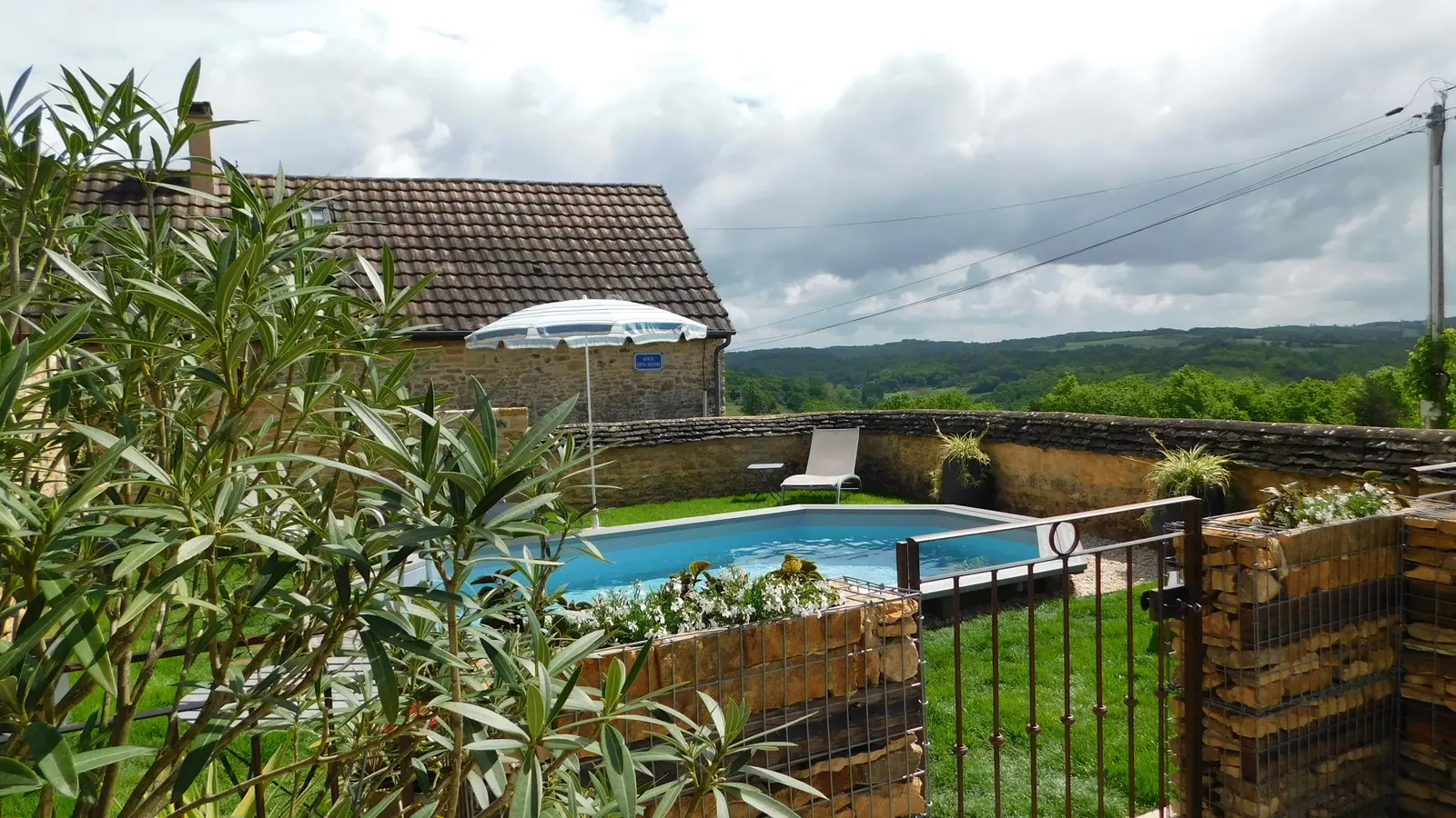 le clos de peyrebelle avec piscine privée proche de sarlat