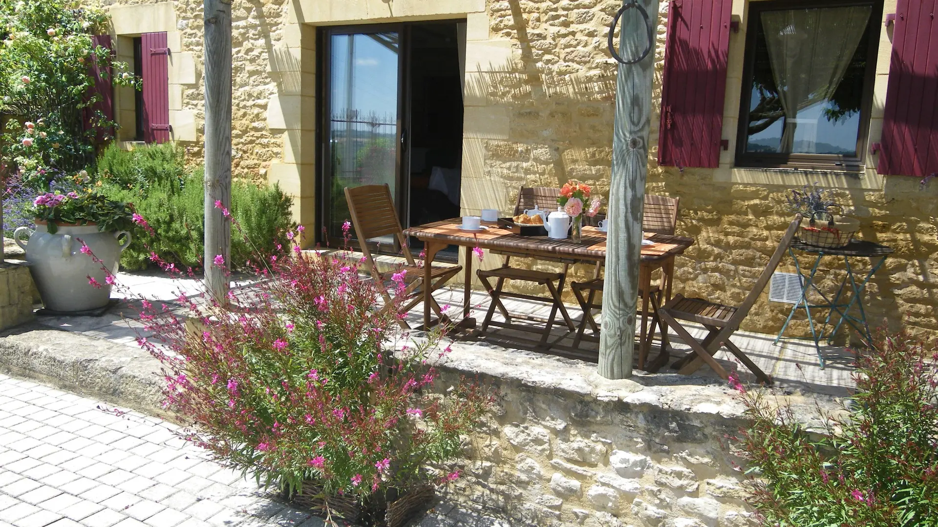 le clos de peyrebelle avec piscine privée proche de sarlat