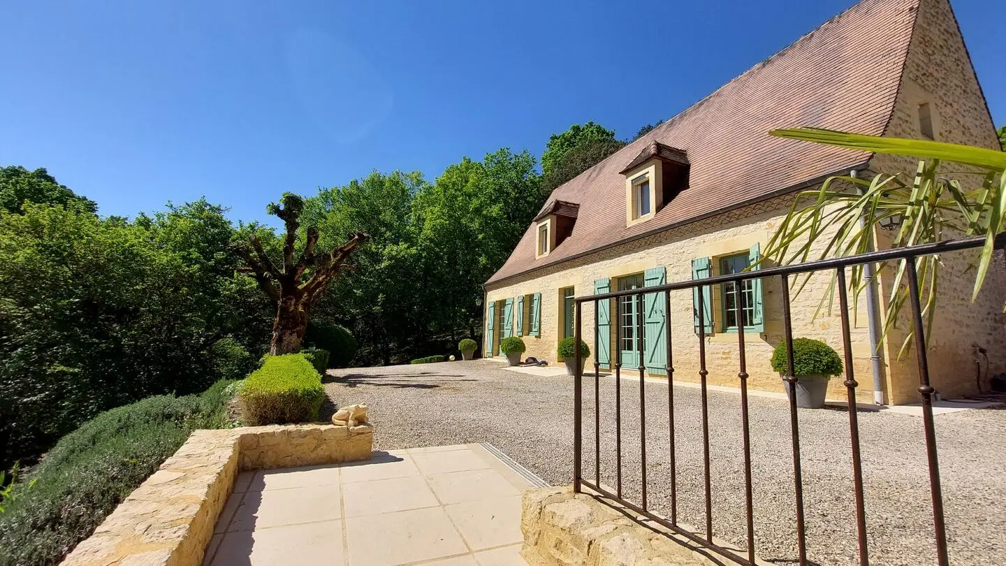 villa vitracoisie avec piscine proche sarlat (19)