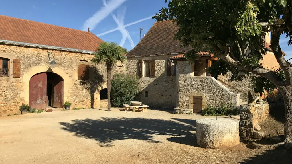 040238-les roses tremieres- maison de campagne 4-6 pers - vallée  de la dordogne0