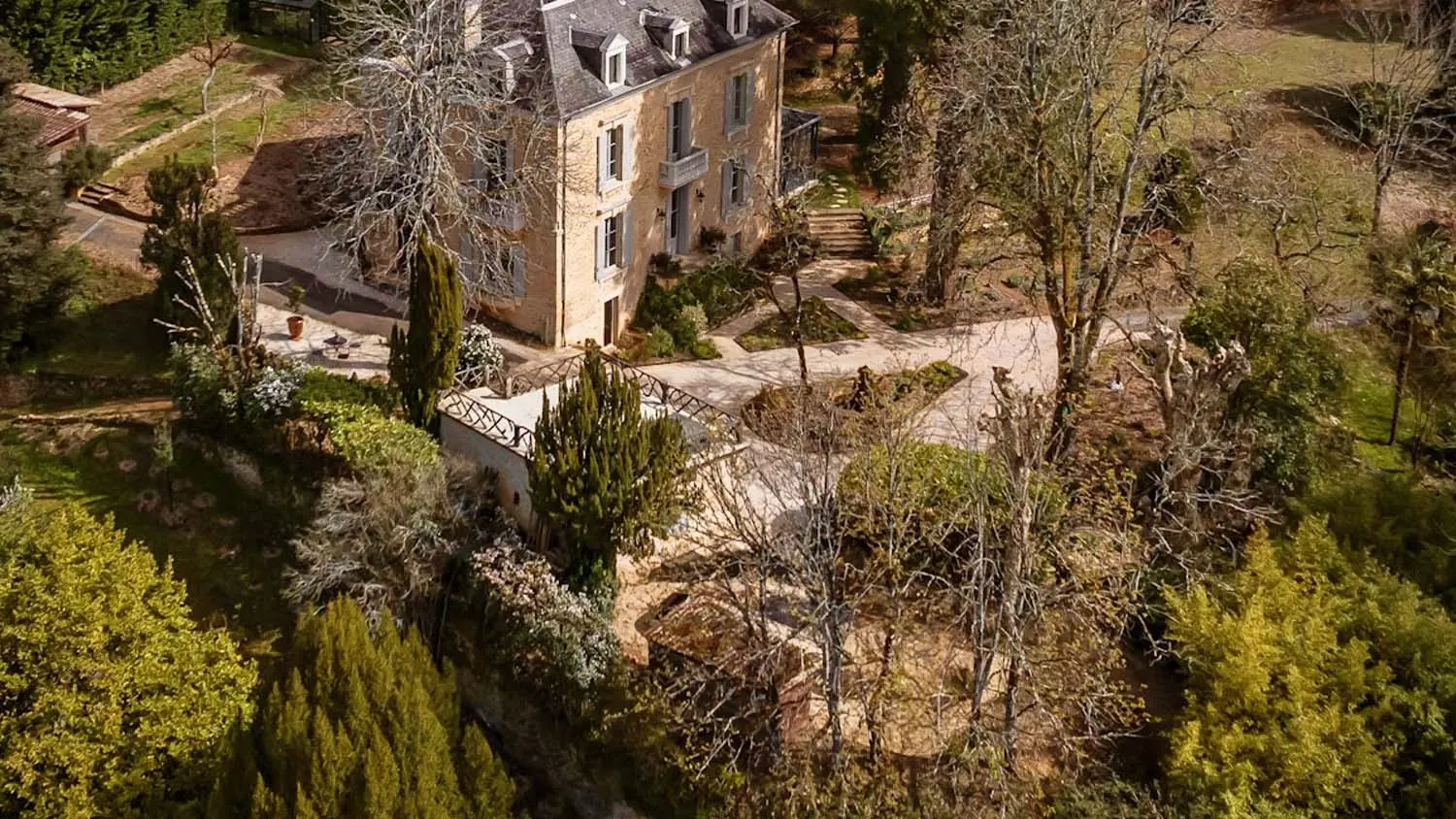 1 Vue aérienne - Le Temps Retrouvé Sarlat