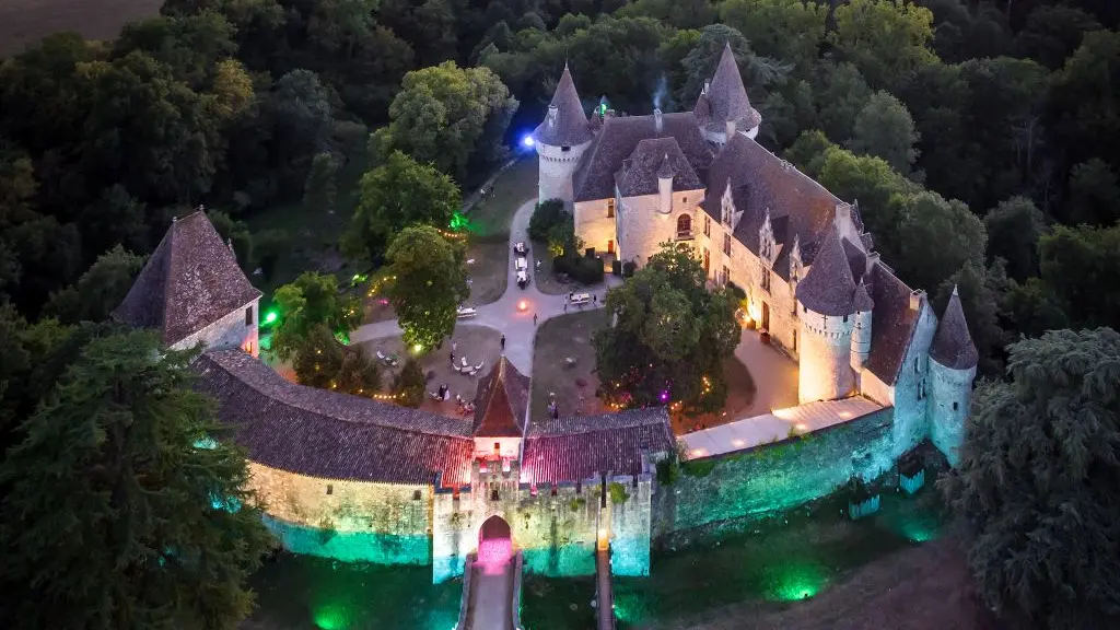 12.DECLIC et decolle - soirée au château animation nocturne lumière ambiance
