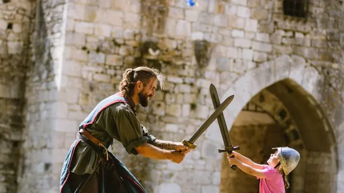 13.Loic Malzarey - combat avec un chevalier - Bergerac Château Bridoire