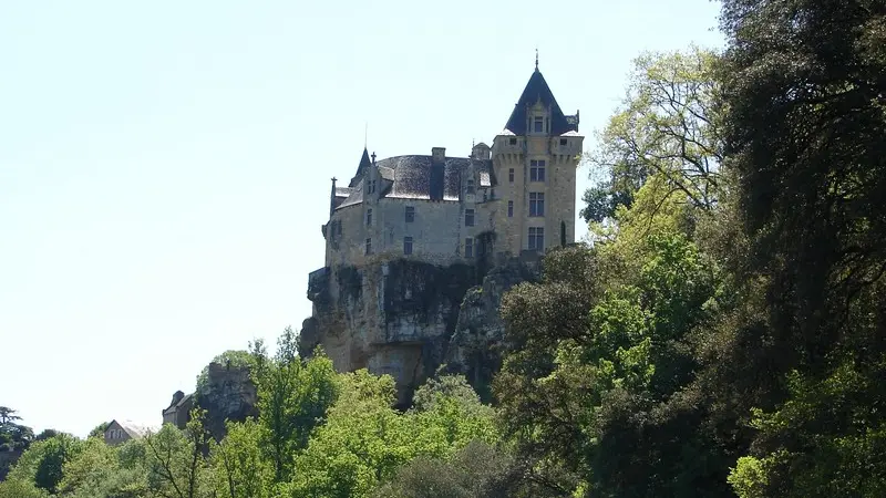 8.Chateau de Montfort 1