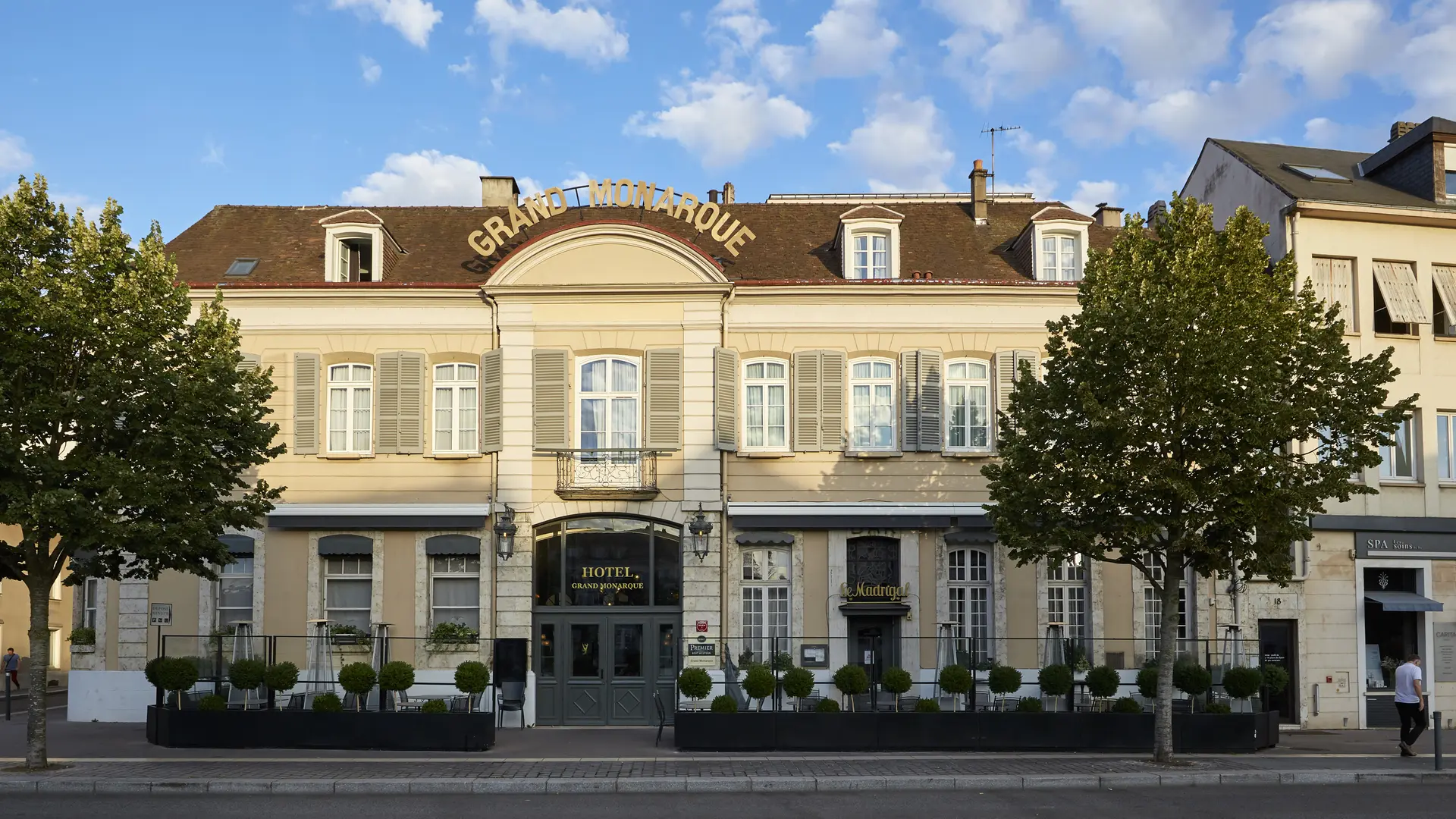 Hôtel Spa Le Grand Monarque