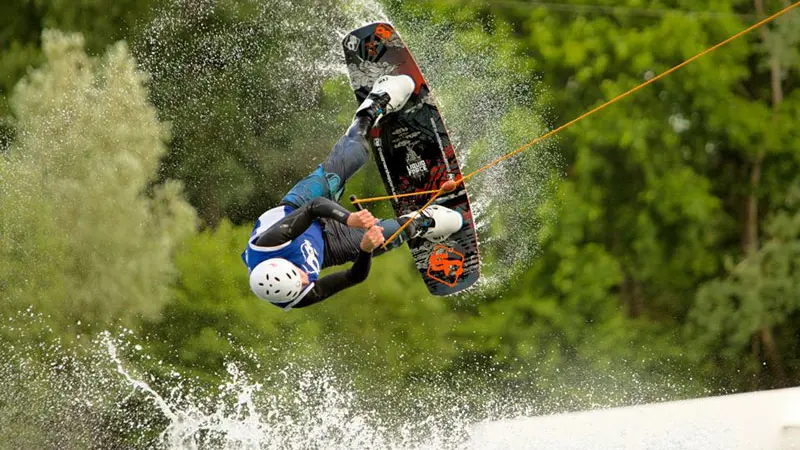 Téléski nautique de Fontaine-Simon