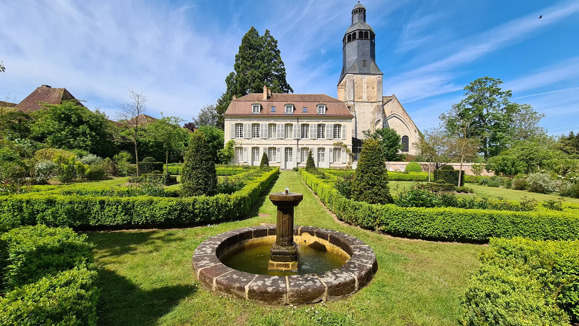 Vue depuis le jardin