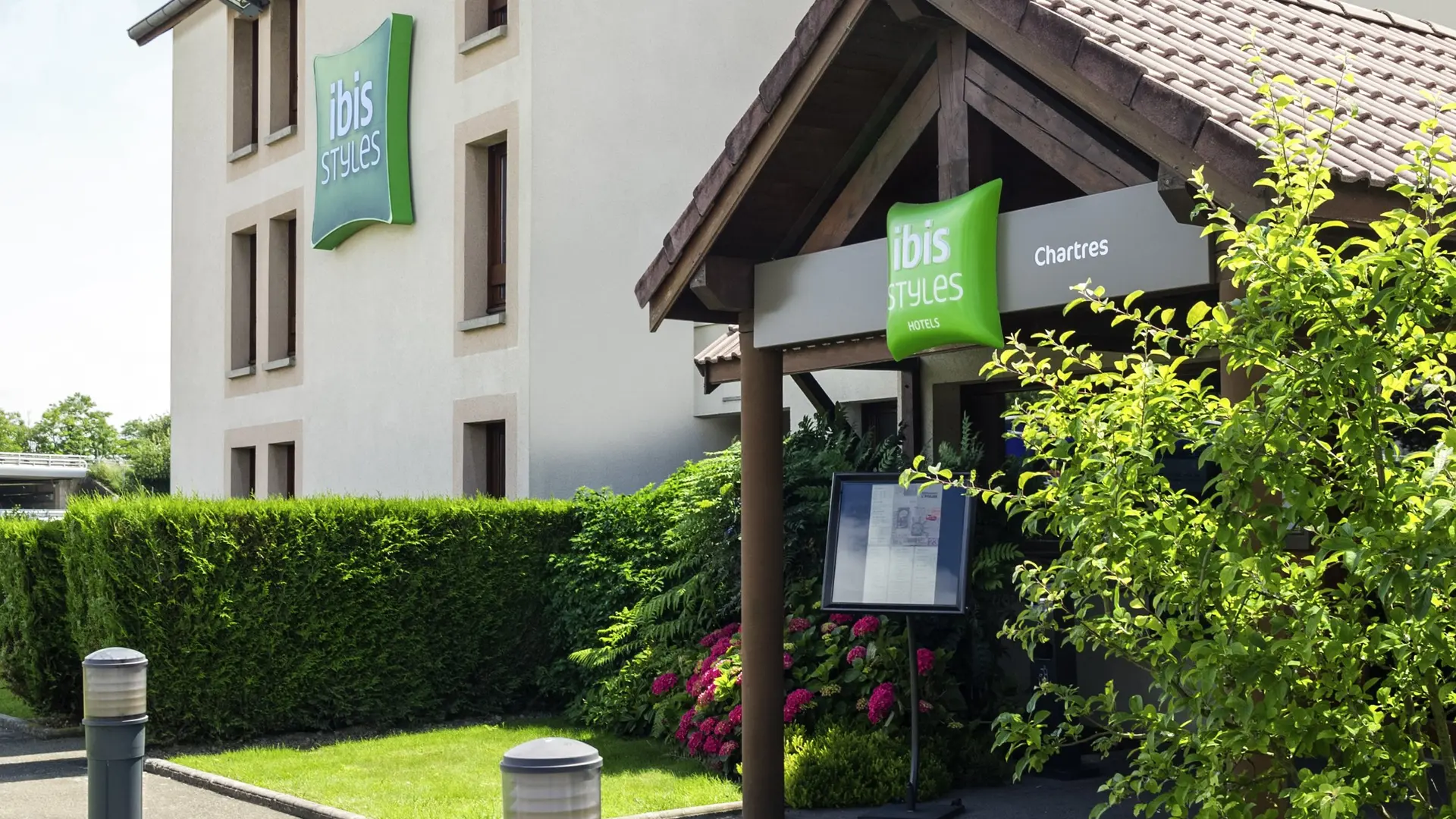 HÔTEL IBIS STYLES CHARTRES - 9569