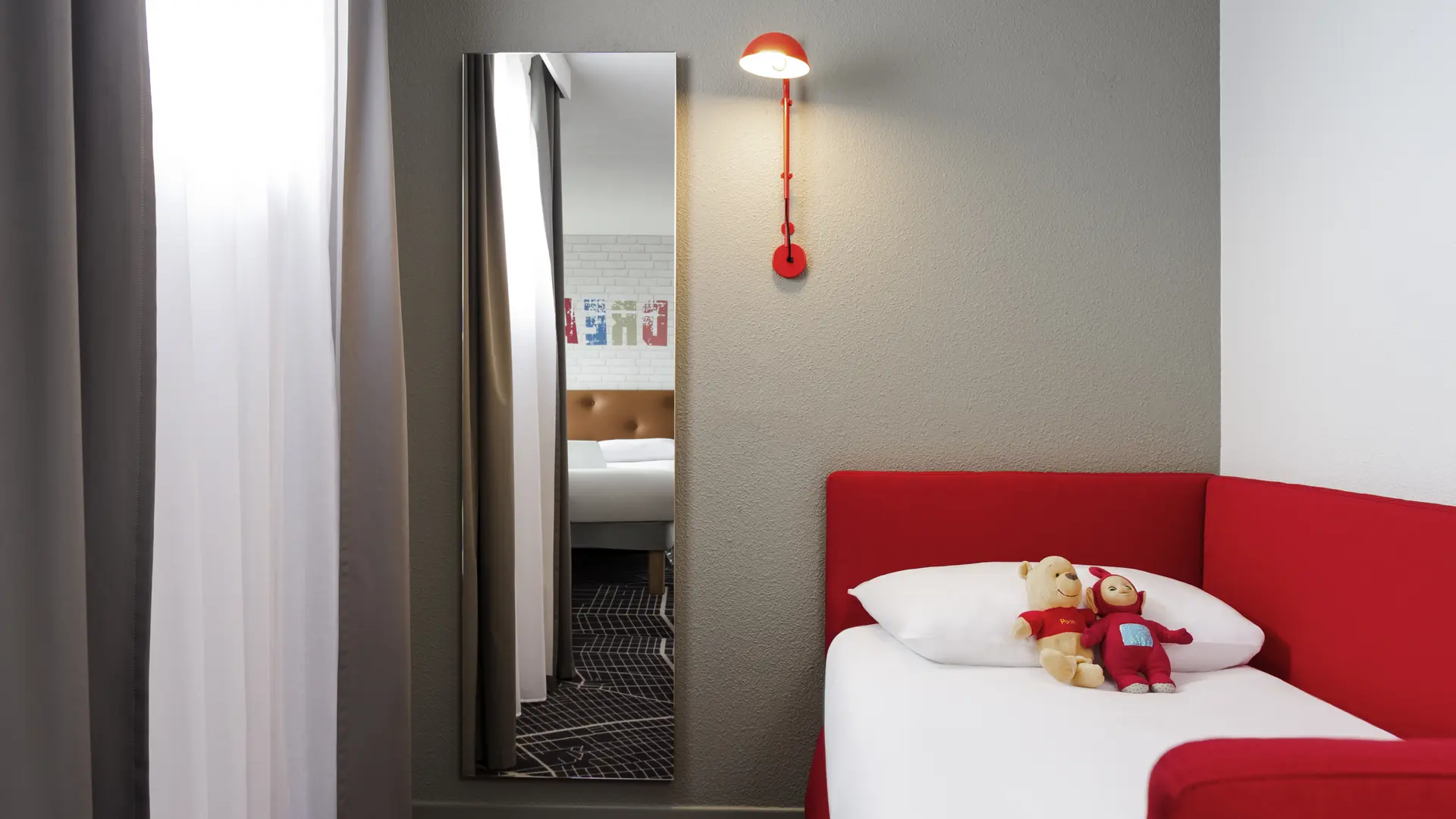 HÔTEL IBIS STYLES CHARTRES - 9569