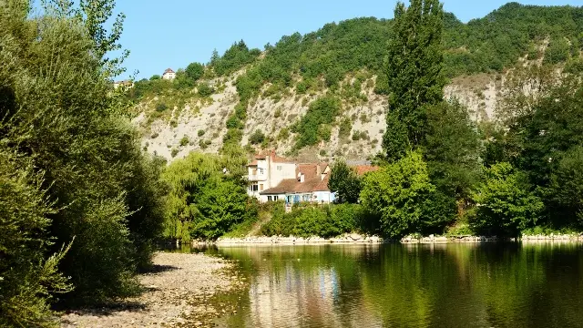 Les Ondines - vue Dordogne