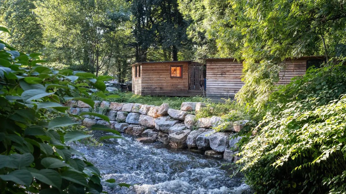 Huttopia Beaulieu - Chalet Evasion