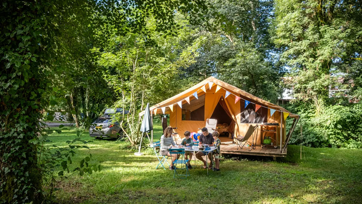 Huttopia Beaulieu - Tente Classic 5