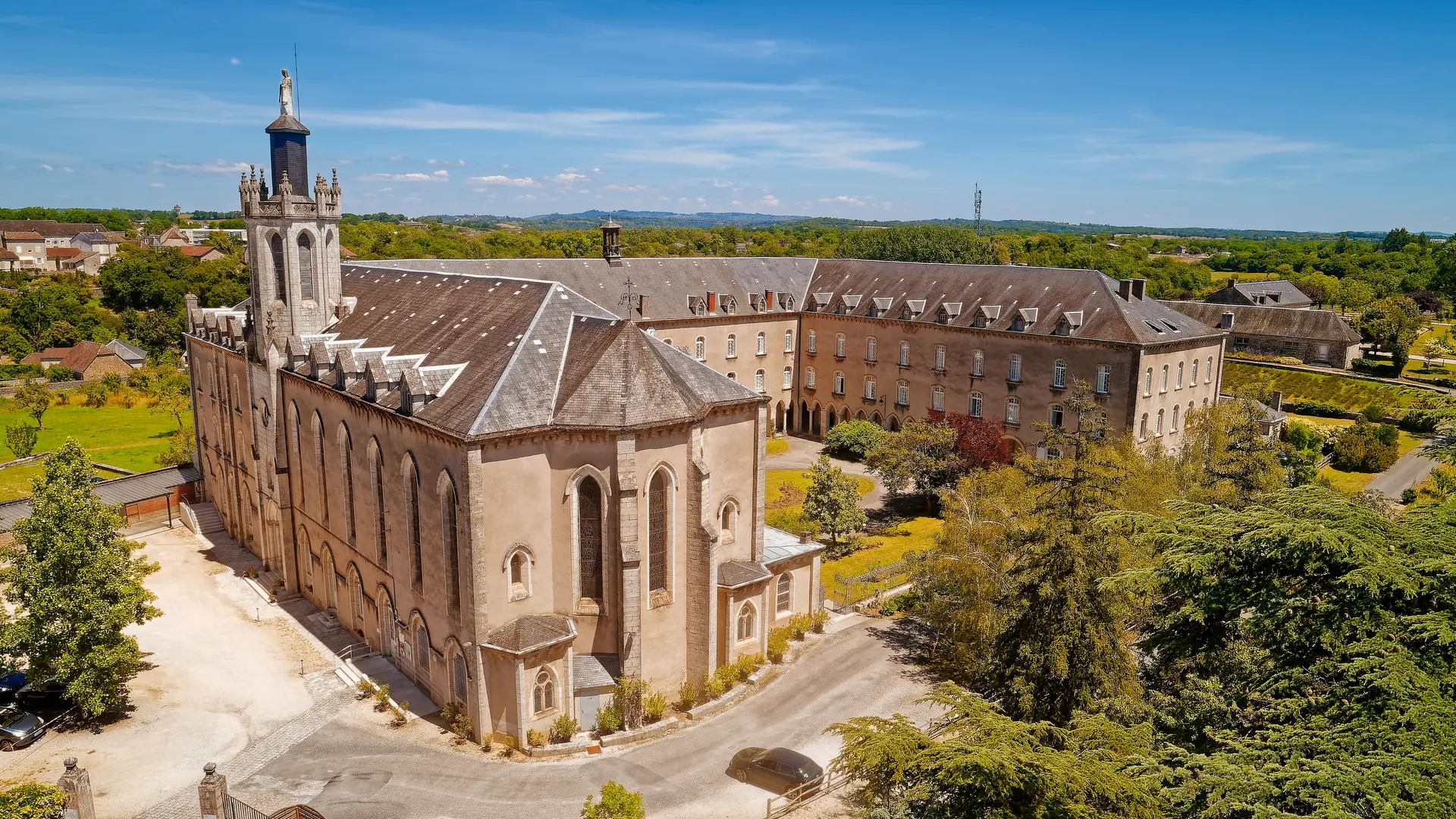 le grand couvent à gramat, lot