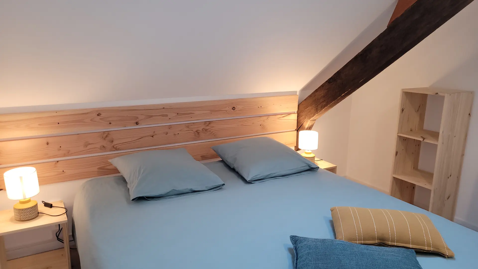 chambre avec lit 160cm