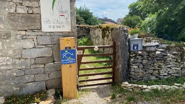 Entrée du Gîte d'étape les 7 pèlerins