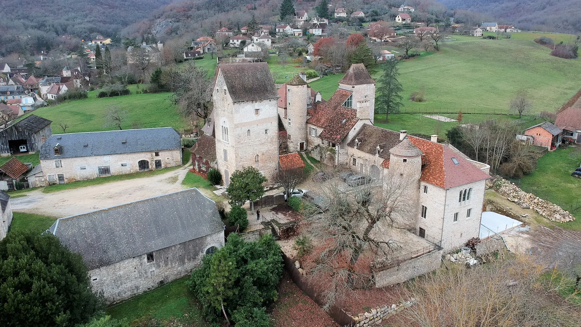 vue d'est château Lachièze