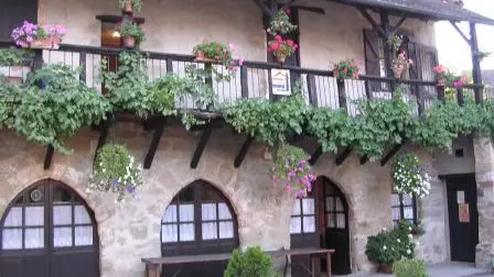 Auberge de Jeunesse à Beaulieu