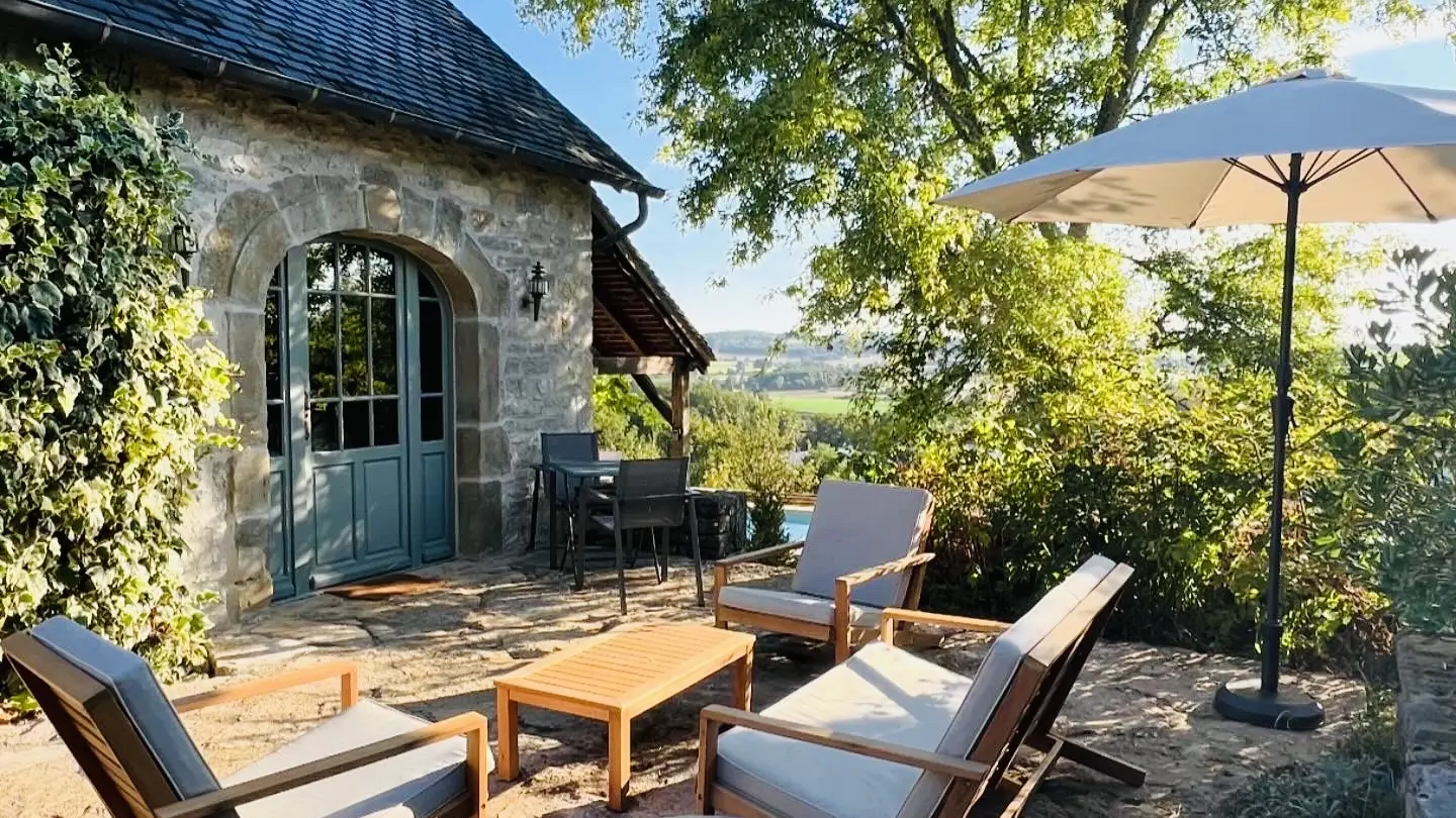 Terrasse Gîte La Blanchie Haute